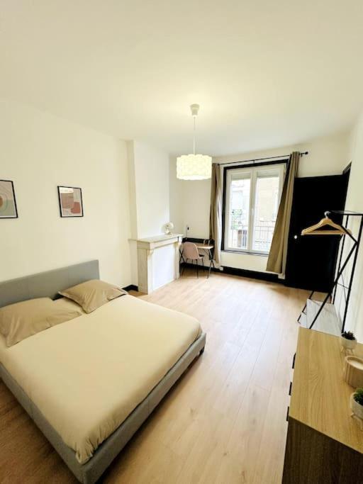 Appartamento Le Moderne Charleville-Mézières Esterno foto