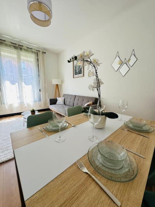 Appartamento Le Moderne Charleville-Mézières Esterno foto